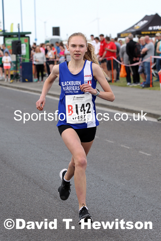 Womens under-17s 2021 Northern 6 and 4 Stage and Young Athletes Road Relays, Redcar. Photo: David T. Hewitson/Sports for All Pics